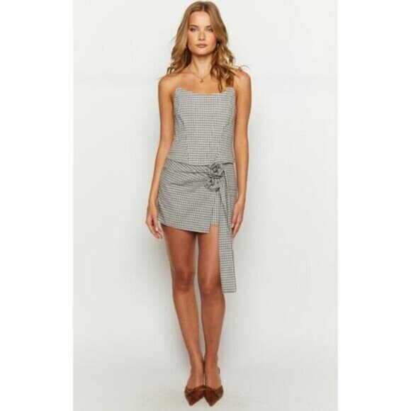 Lioness Hills Vintage Blue Linen Mini Skirt XL - Picture 2 of 9